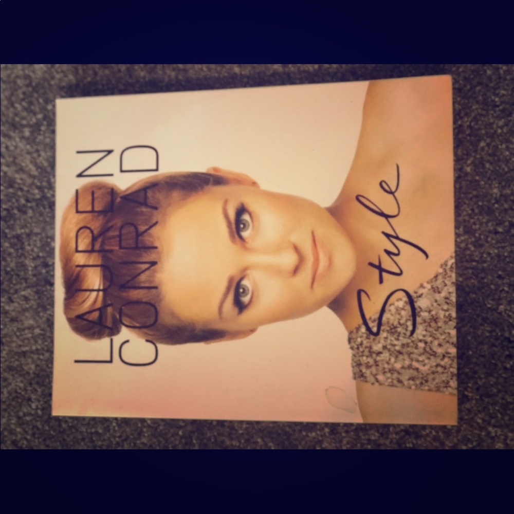 Lauren Conrad Fashion Book